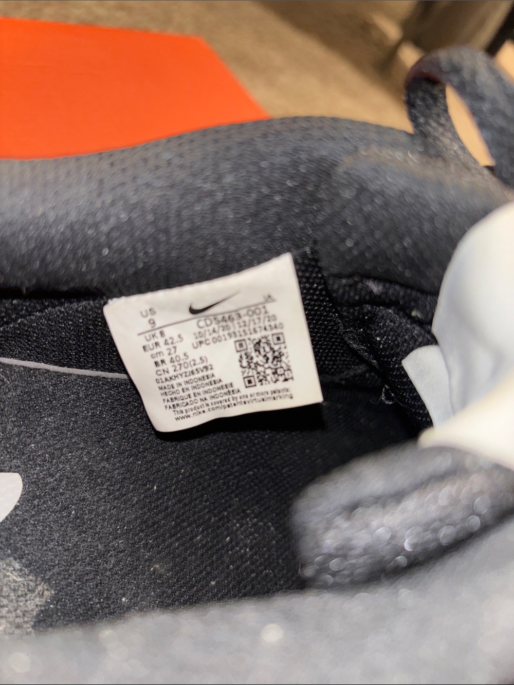 Nike Court Vision Low Top Sneakers - Picture 4 of 4